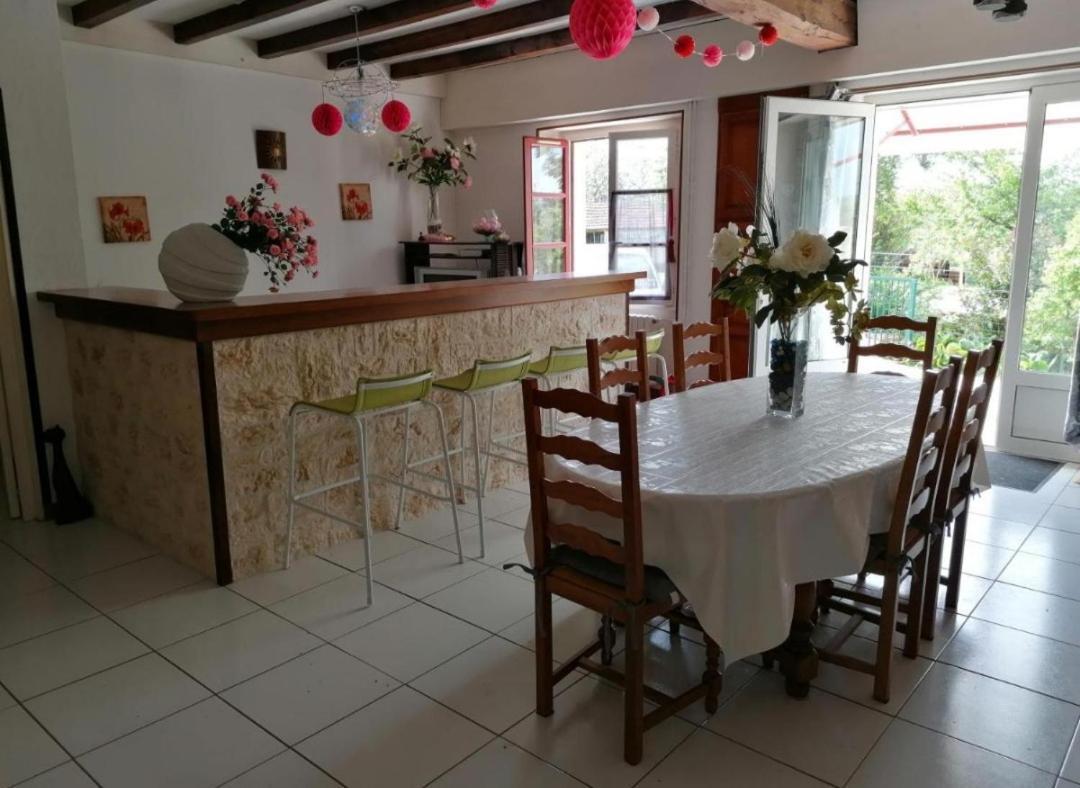 Charmant Logement Entier A La Campagne Sencenac-Puy-de-Fourches Екстер'єр фото